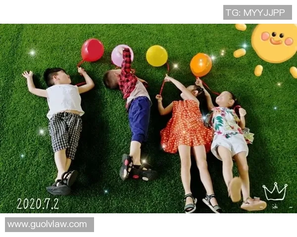 足球明星们的卡通玩耍时光趣味图片展现欢乐瞬间