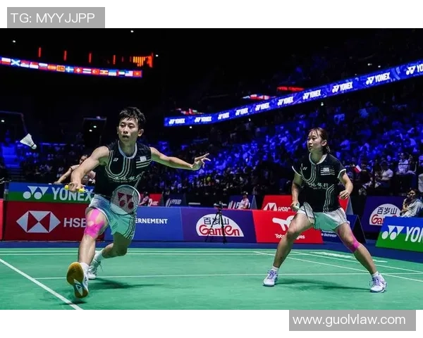 重庆羽毛球队在城市联赛中的灵活性表现引发热议与关注