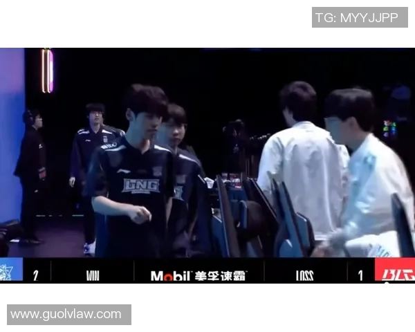 职业联赛积分榜：LNG以60分领跑